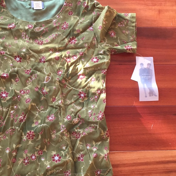 URBAN WORKS OLIVE FLORAL SHIRT NWT - Picture 5 of 8